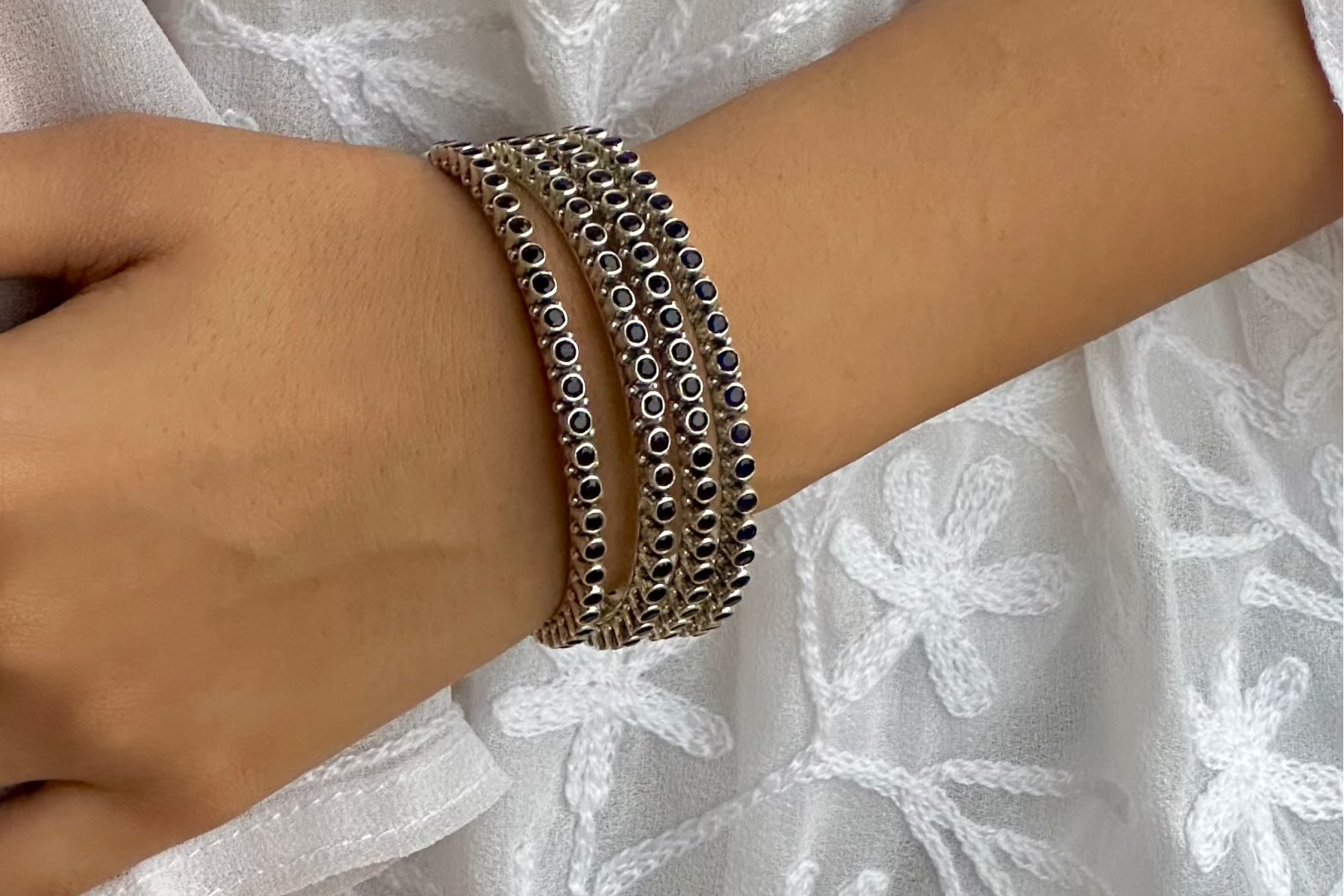 SILVER BLUE STONE BANGLE